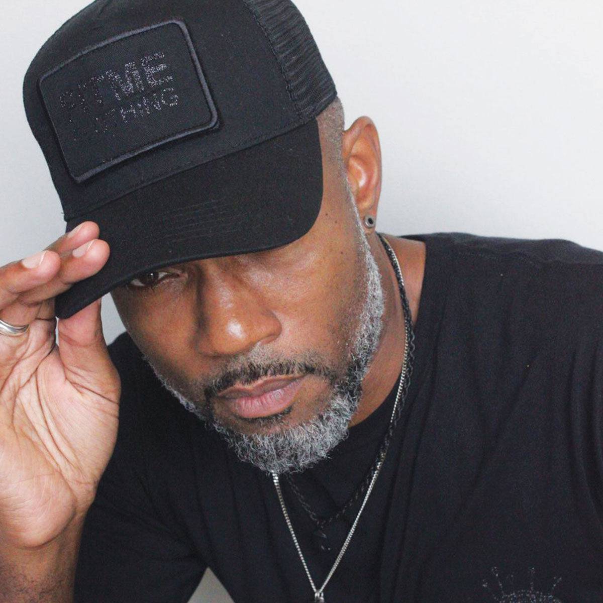 Black Glitter Snapback Patch Trucker Cap - FitMe Clothing